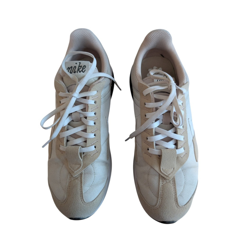 Nike Air Max Pre Day Womens Size 9 Sneaker Light Bone DM8259 002 - Picture 4 of 11